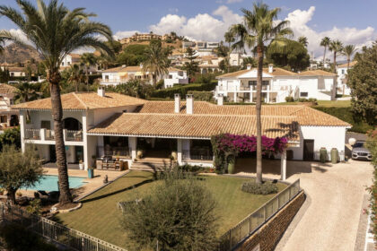 42a08ed41f15b74154b1a0dc2fd1694b - 4