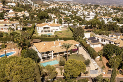 42a08ed41f15b74154b1a0dc2fd1694b - 56