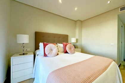 42b3fdc4726de399486ecbc410067b31 - 18