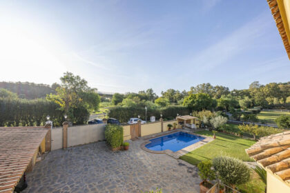 431ed67deb1cb7e22bae8f34d840f626 - 19