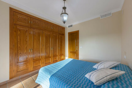 431ed67deb1cb7e22bae8f34d840f626 - 23