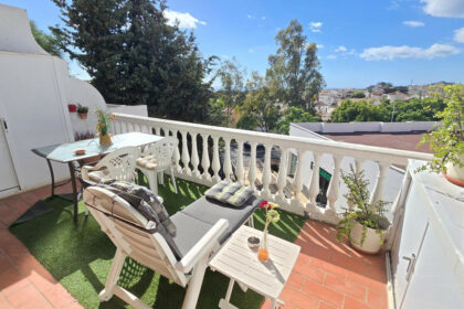 43fbe159b560e64759b93f3824f52b9c - 19