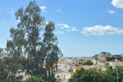 43fbe159b560e64759b93f3824f52b9c - 20