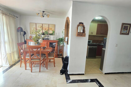 43fbe159b560e64759b93f3824f52b9c - 22