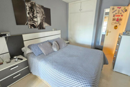 43fbe159b560e64759b93f3824f52b9c - 6