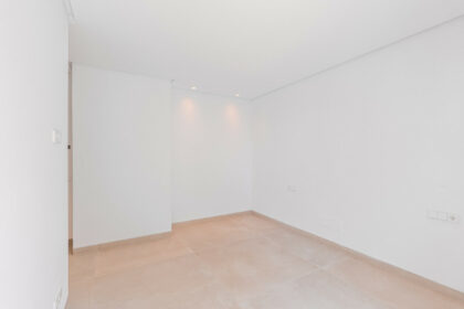 45961f0f373679d3374eb7d7772e3350 - 14