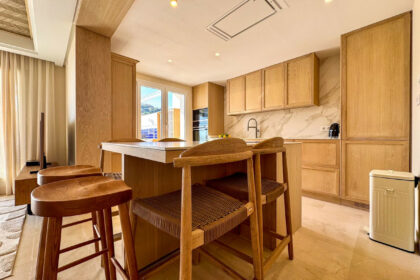 46160ce9d3f8f8a7ba3568667f72a12a - 16