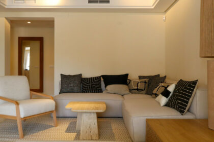 46160ce9d3f8f8a7ba3568667f72a12a - 24