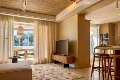 46160ce9d3f8f8a7ba3568667f72a12a - 32