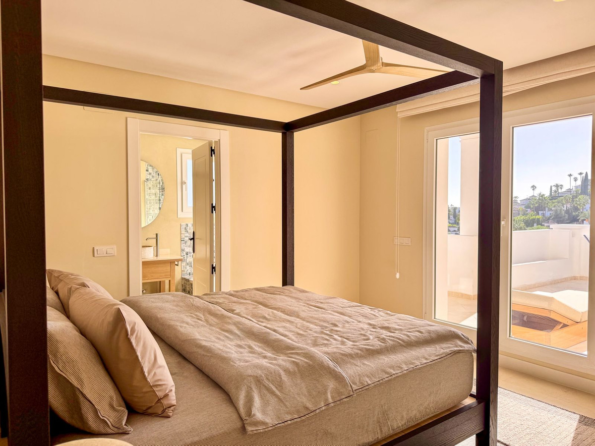 46160ce9d3f8f8a7ba3568667f72a12a - 37