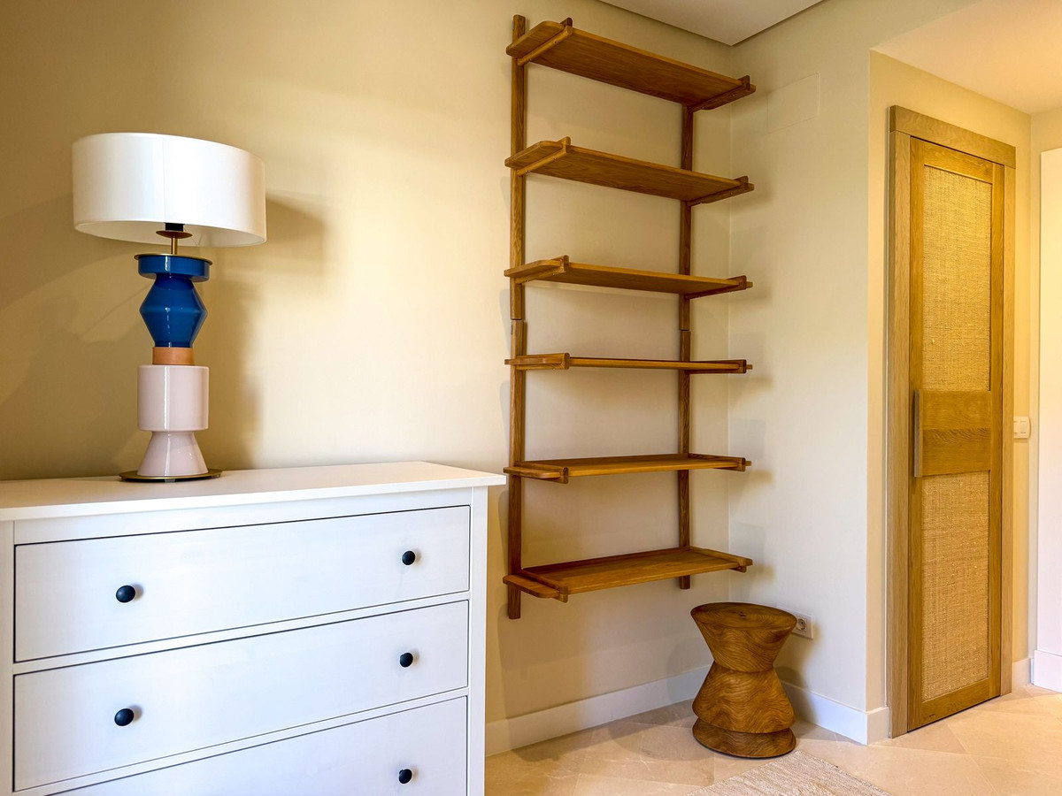 46160ce9d3f8f8a7ba3568667f72a12a - 45