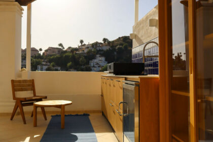 46160ce9d3f8f8a7ba3568667f72a12a - 56