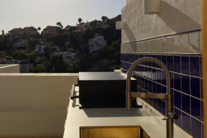 46160ce9d3f8f8a7ba3568667f72a12a - 60