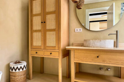 46160ce9d3f8f8a7ba3568667f72a12a - 72