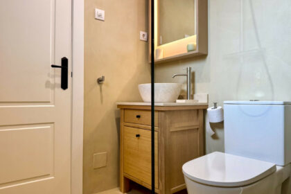 46160ce9d3f8f8a7ba3568667f72a12a - 73