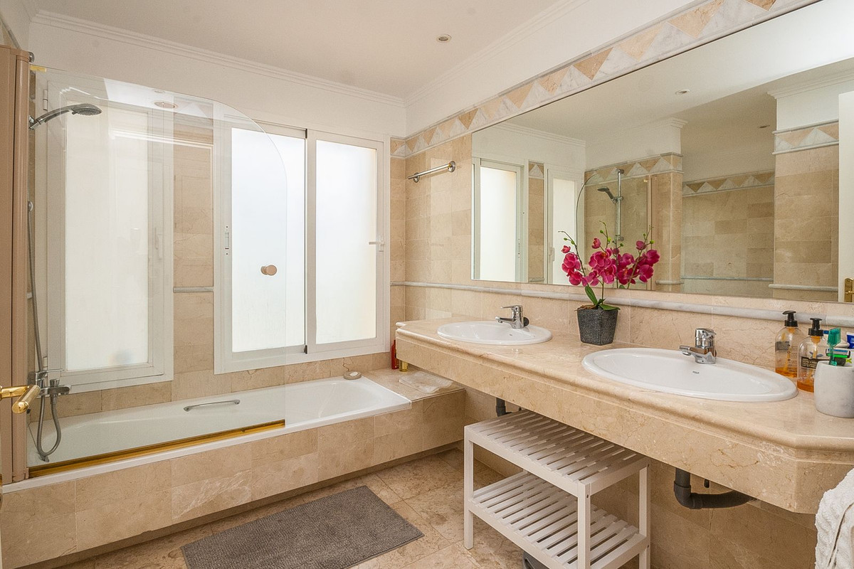 46b116d24b6043ec29c806af1bac41e5 - 6