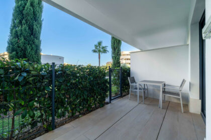 46b671b0594744153c9edc076e0566f7 - 10