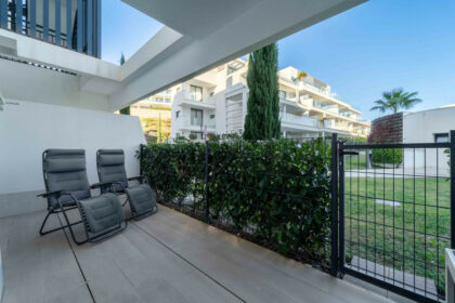 46b671b0594744153c9edc076e0566f7 - 18