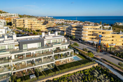 46b671b0594744153c9edc076e0566f7 - 3