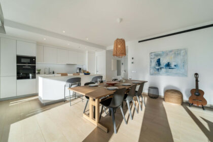 46b671b0594744153c9edc076e0566f7 - 33