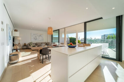 46b671b0594744153c9edc076e0566f7 - 6