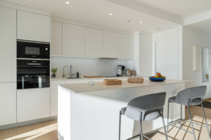 46b671b0594744153c9edc076e0566f7 - 7