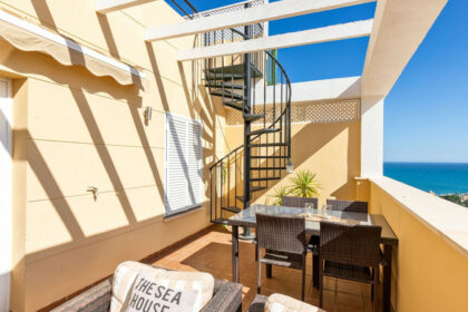 4820fc04cee0ef8464857690f5cc1b30 - 23