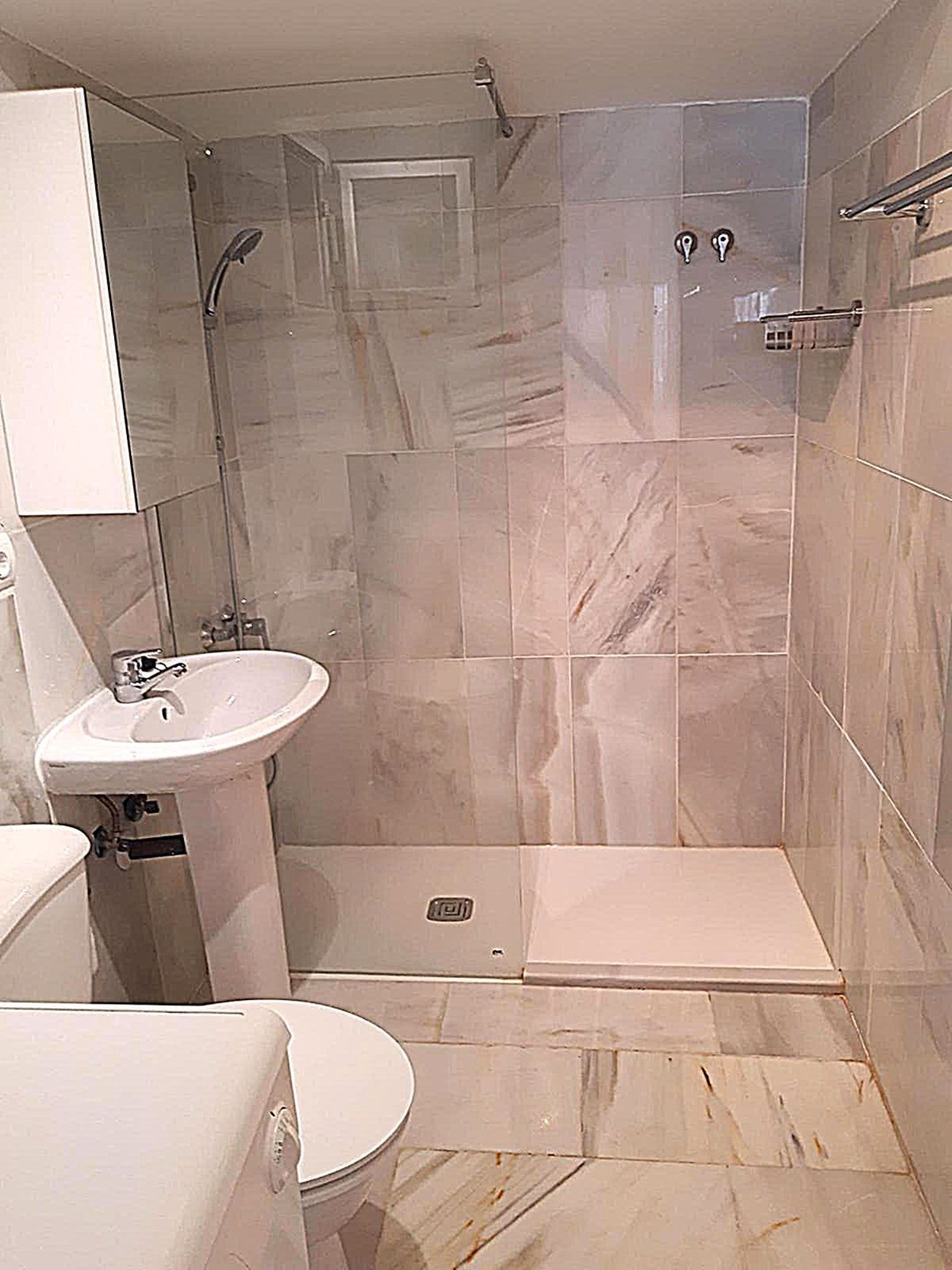 48511960199cccf3b02356fa35fe4d2e - 10