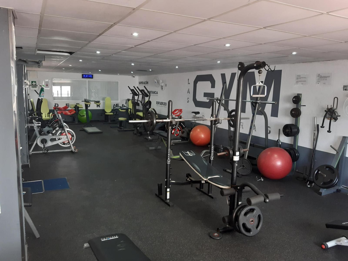 48511960199cccf3b02356fa35fe4d2e - 11