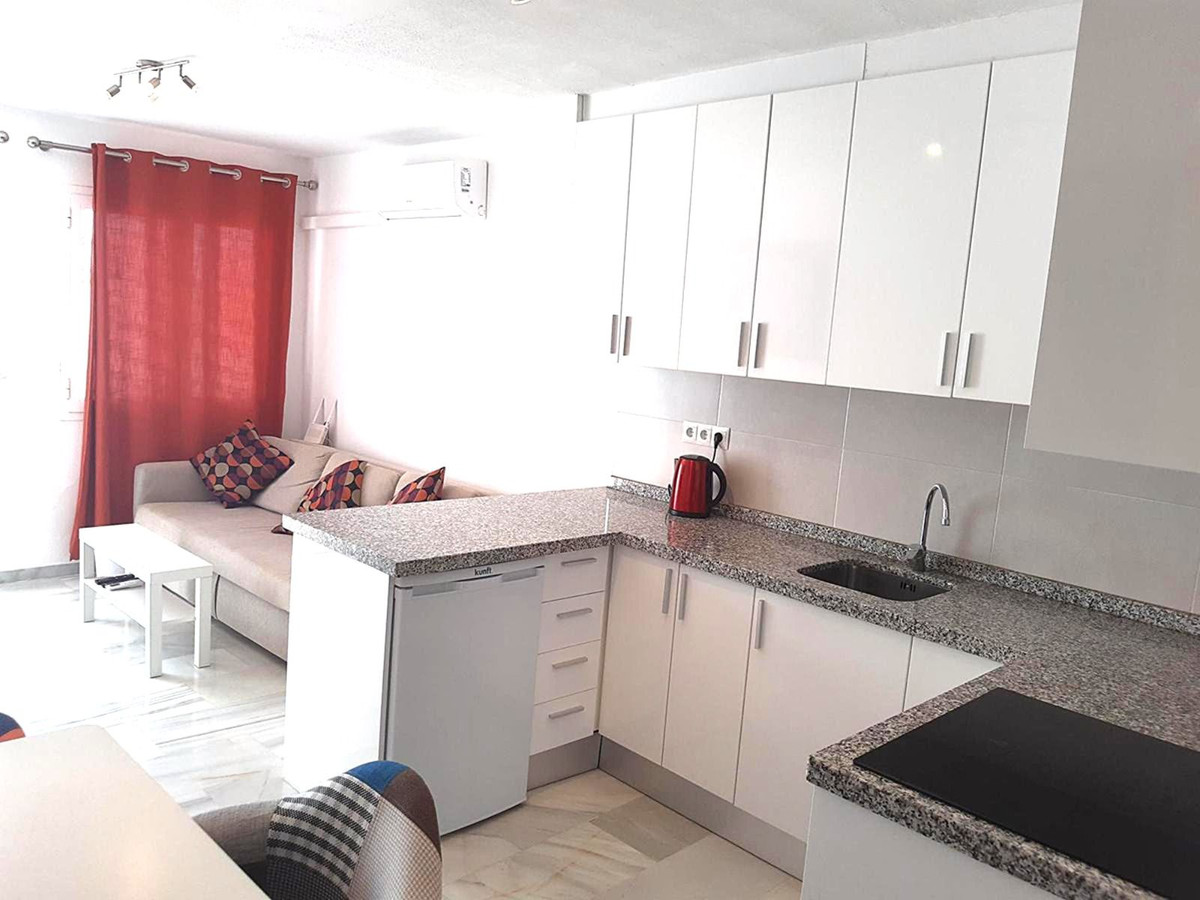 48511960199cccf3b02356fa35fe4d2e - 6