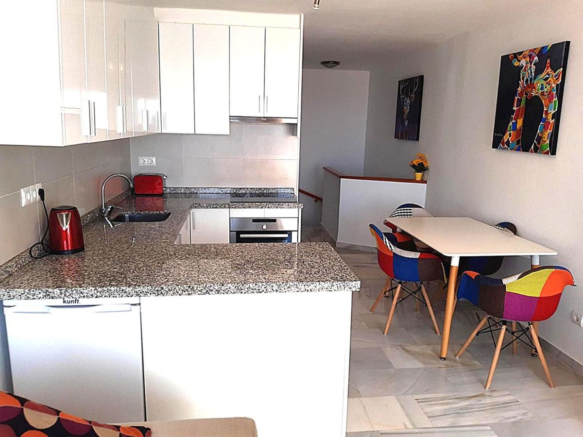 48511960199cccf3b02356fa35fe4d2e - 7