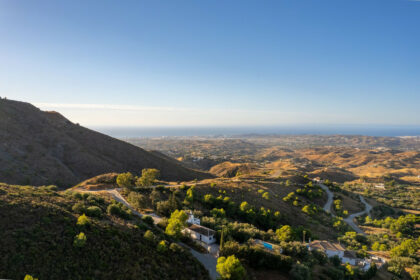 48f7a2257f753974705624170a851a56 - 9