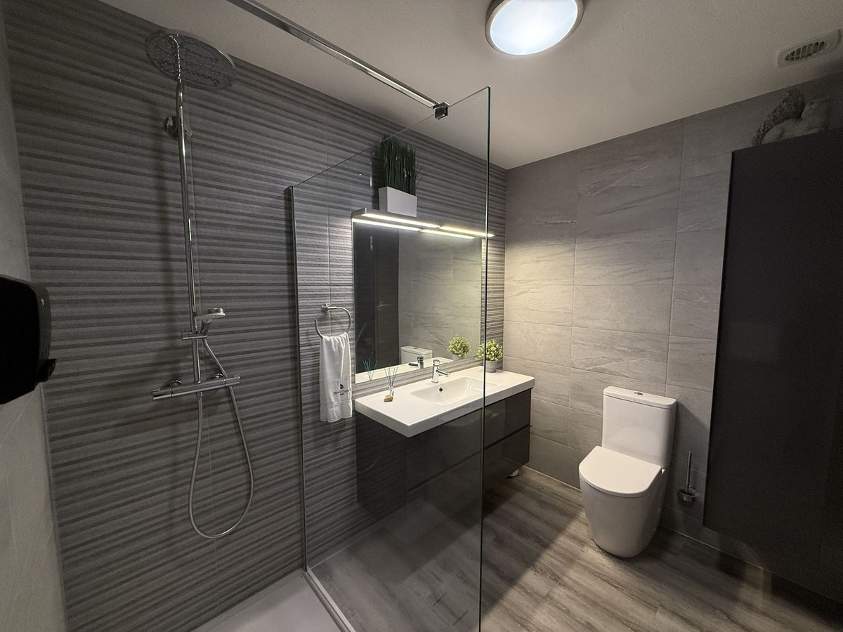 4b34f68a6480c6cd66962173a9437a02 - 13