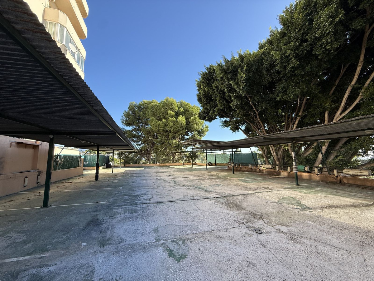 4b34f68a6480c6cd66962173a9437a02 - 19