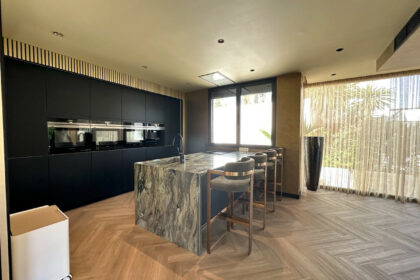 4b591f872246379d2fdfaa7710c282af - 13