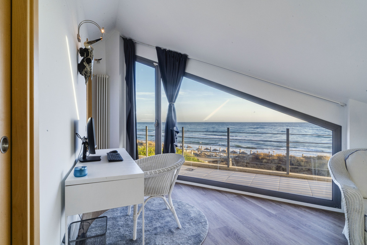 4b7766caa12ea9784528fdfd5d312061 - 19