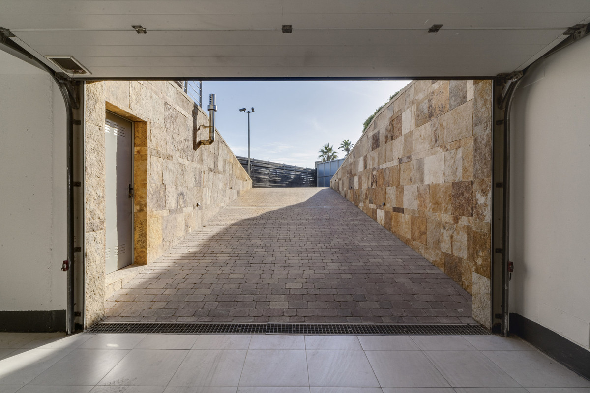 4b7766caa12ea9784528fdfd5d312061 - 21