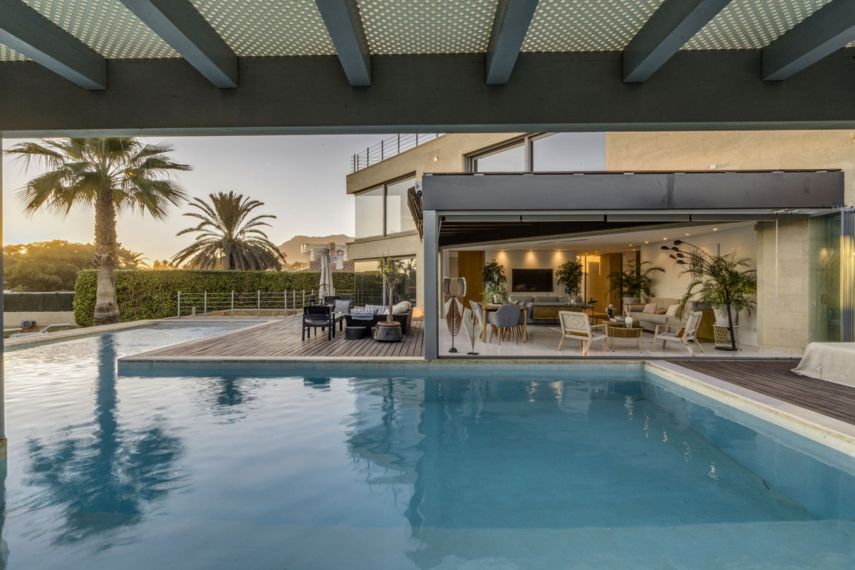 4b7766caa12ea9784528fdfd5d312061 - 22