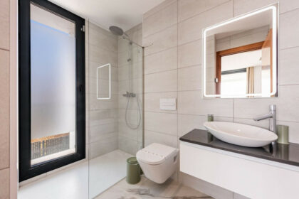 4b9594d1f40737fddcac210e38a9876f - 15