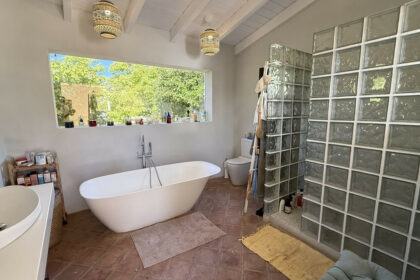 4b97ec14f108b96a97bd1e8d85876d65 - 10