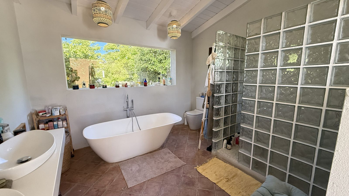 4b97ec14f108b96a97bd1e8d85876d65 - 10