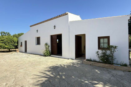 4b97ec14f108b96a97bd1e8d85876d65 - 13