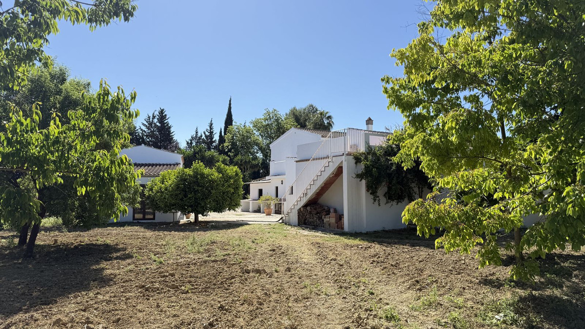 4b97ec14f108b96a97bd1e8d85876d65 - 19