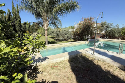 4b97ec14f108b96a97bd1e8d85876d65 - 20