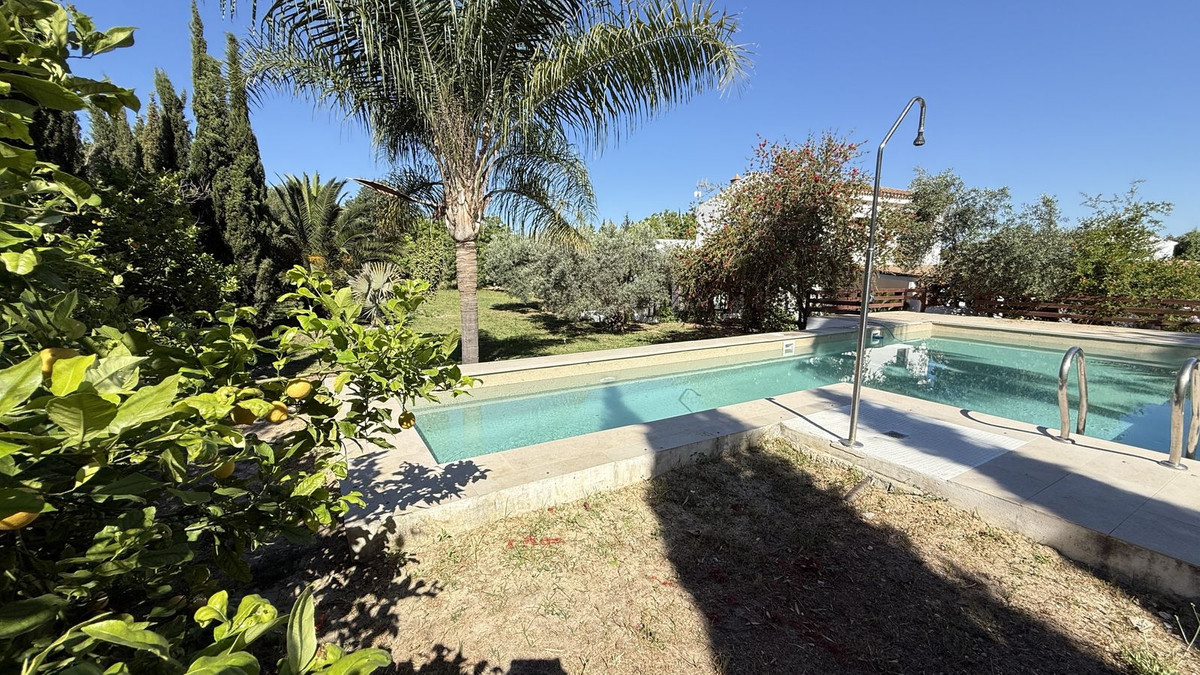 4b97ec14f108b96a97bd1e8d85876d65 - 20