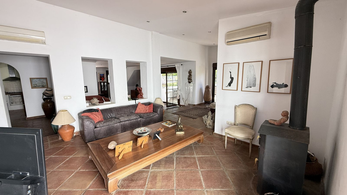 4b97ec14f108b96a97bd1e8d85876d65 - 6