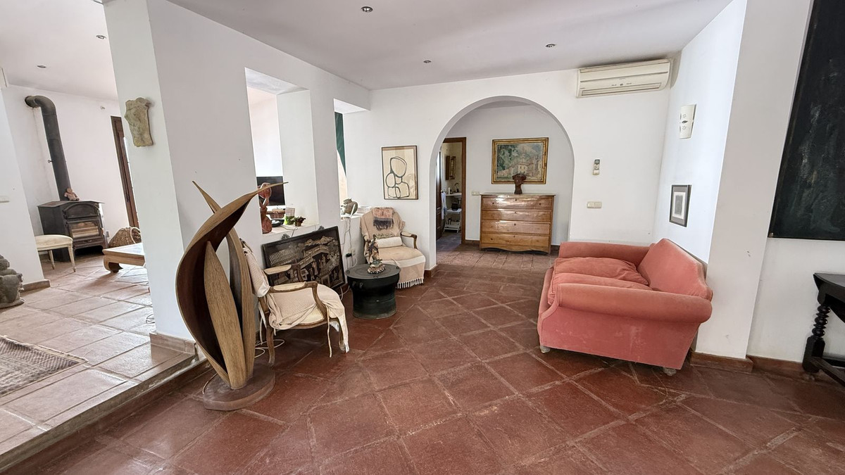 4b97ec14f108b96a97bd1e8d85876d65 - 7