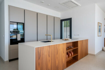 4c370cf9f62fc7d894406a103e9fb5cb - 8