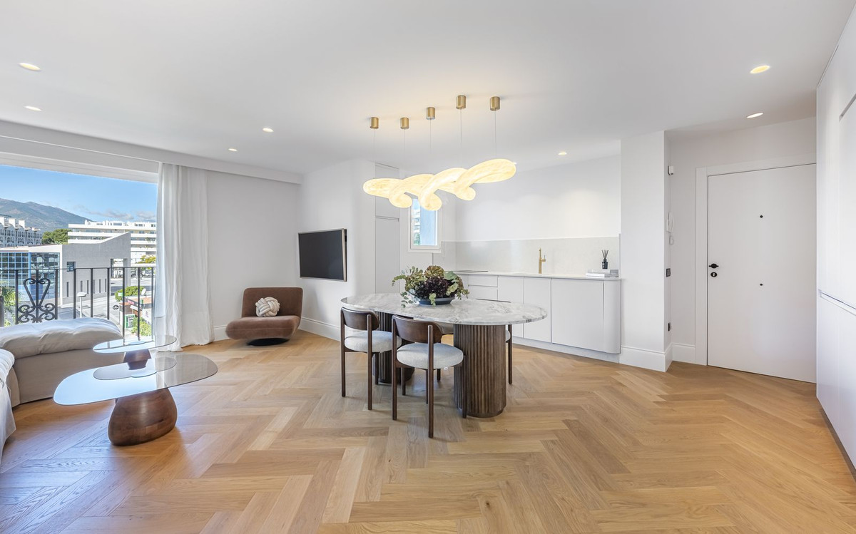 4c401e1f77bf3a79a1ea653ea8c3b82d - 10