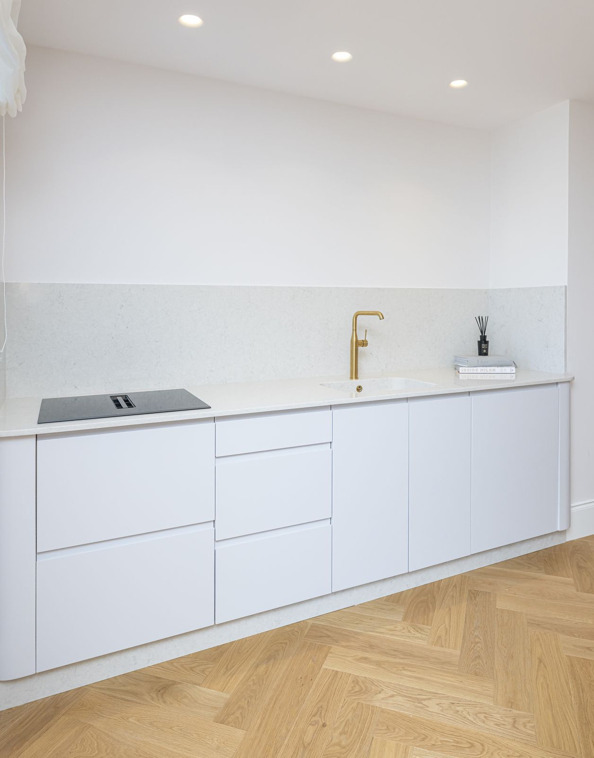 4c401e1f77bf3a79a1ea653ea8c3b82d - 16